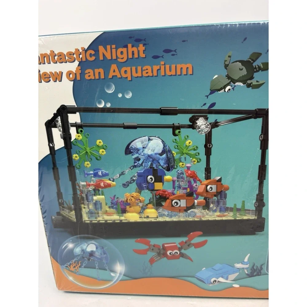 NIB Tok Moc Fantastic Night View Of Aquarium Building Set.